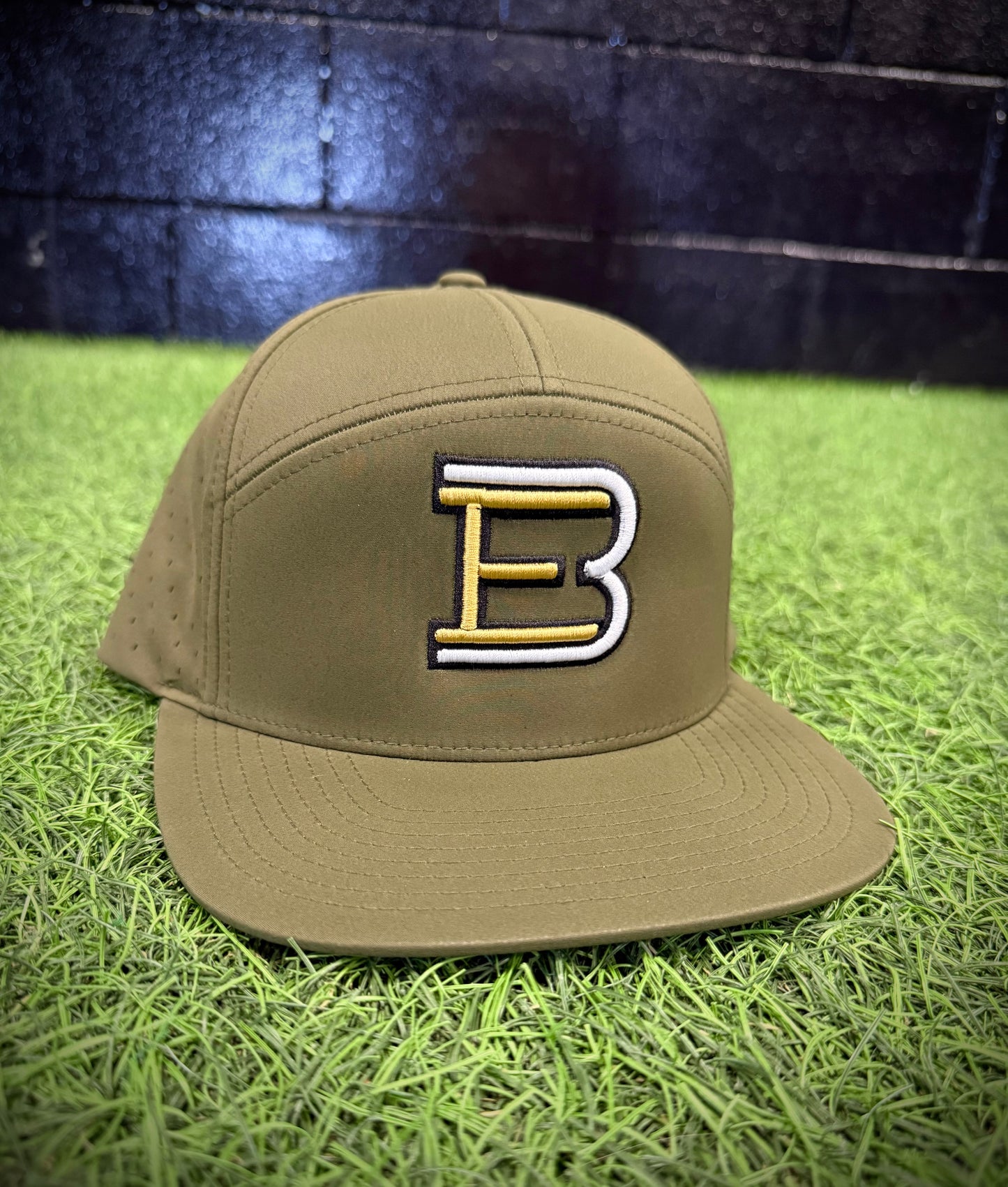 7 Panel Laser Mesh Performance MILITARY GREEN