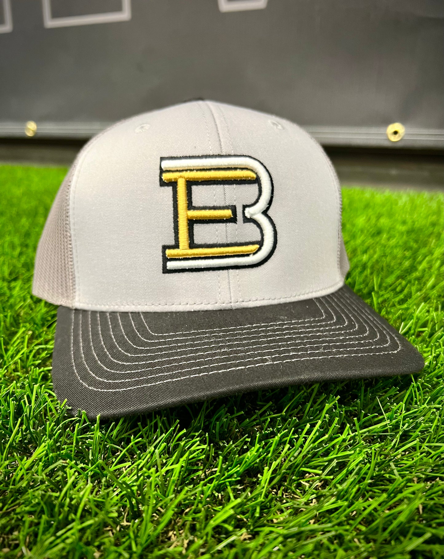 GREY/BLACK Snapback